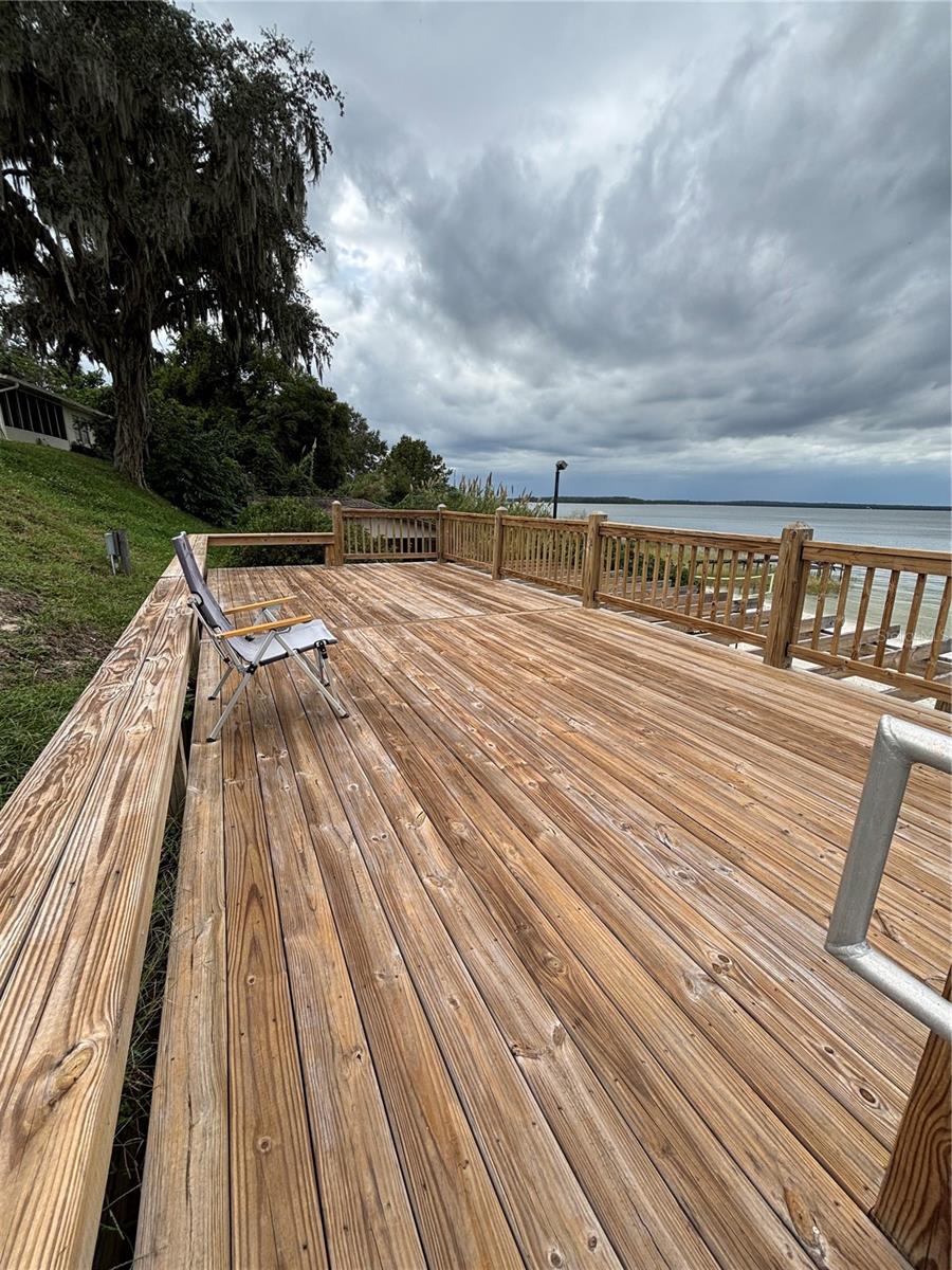 THE VILLAS AT EATONS BEACH - Residential