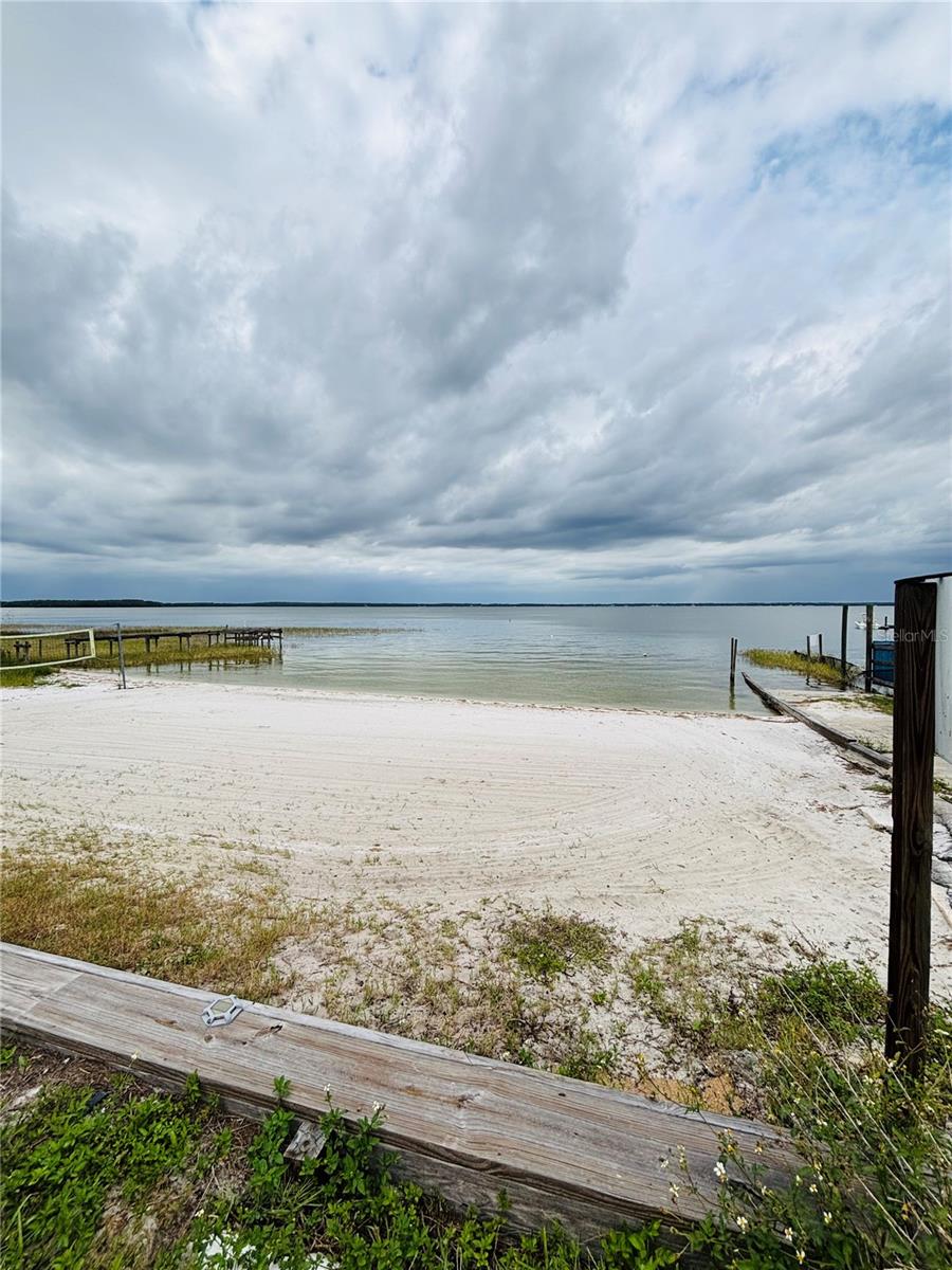 THE VILLAS AT EATONS BEACH - Residential