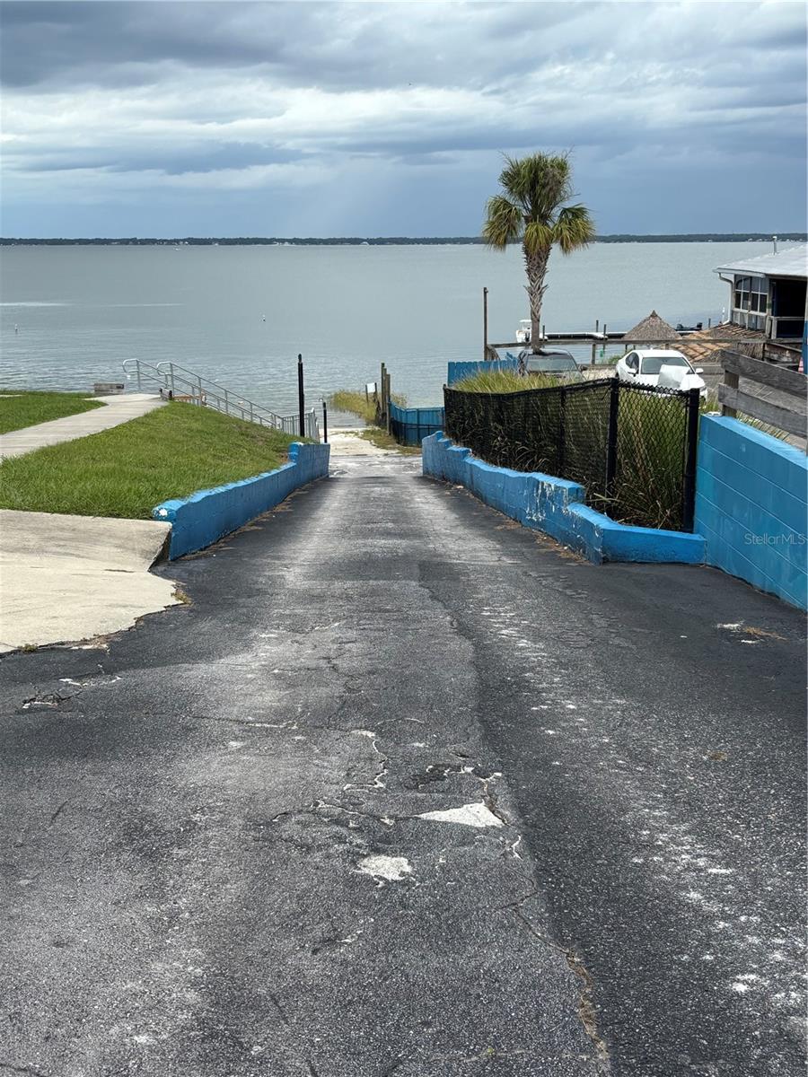 THE VILLAS AT EATONS BEACH - Residential