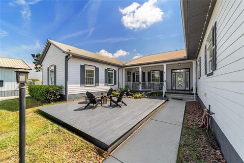Tiny photo for 13750 SE 54th Street, Morriston, FL 32668 (MLS # OM708778)