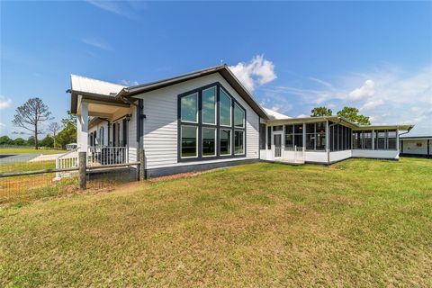 Tiny photo for 13750 SE 54th Street, Morriston, FL 32668 (MLS # OM708778)