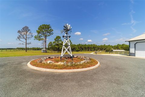 Tiny photo for 13750 SE 54th Street, Morriston, FL 32668 (MLS # OM708778)