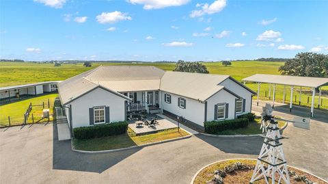 Tiny photo for 13750 SE 54th Street, Morriston, FL 32668 (MLS # OM708778)
