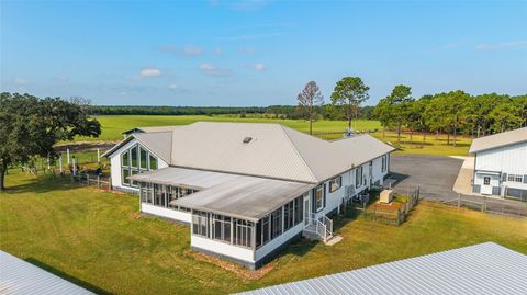 Tiny photo for 13750 SE 54th Street, Morriston, FL 32668 (MLS # OM708778)