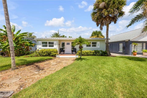 Photo of 828 E 25th Avenue, New Smyrna Beach, FL 32169 (MLS # NS1089053)