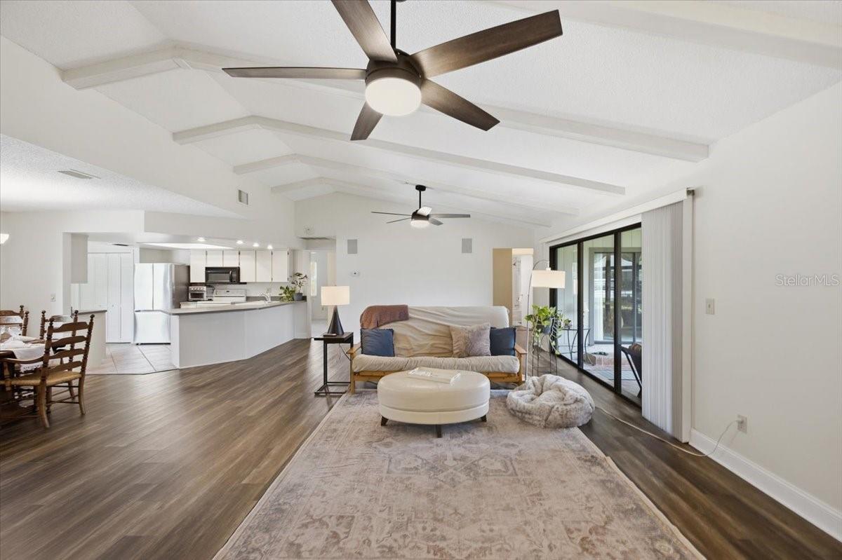 3379 HYDE PARK DRIVE