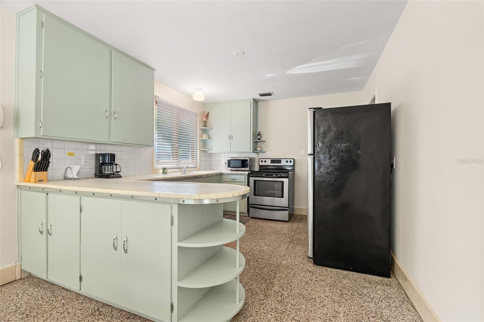 WHITFIELD ESTATES UNIT 1 - Residential