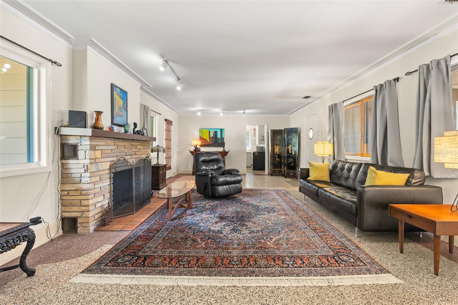 WHITFIELD ESTATES UNIT 1 - Residential