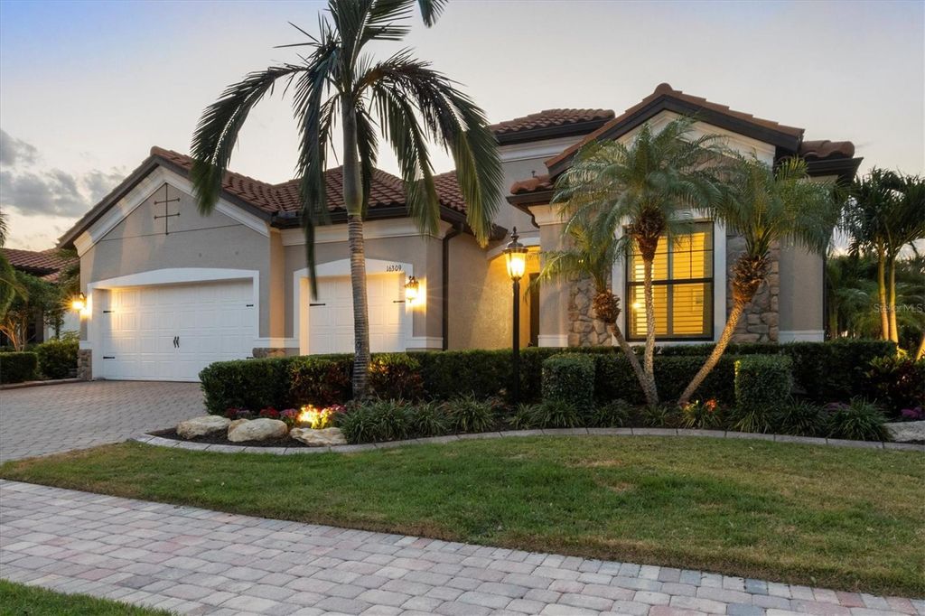 Photo of 16309 Castle Park Terrace, Lakewood Ranch, FL 34202 (MLS # A4664578)