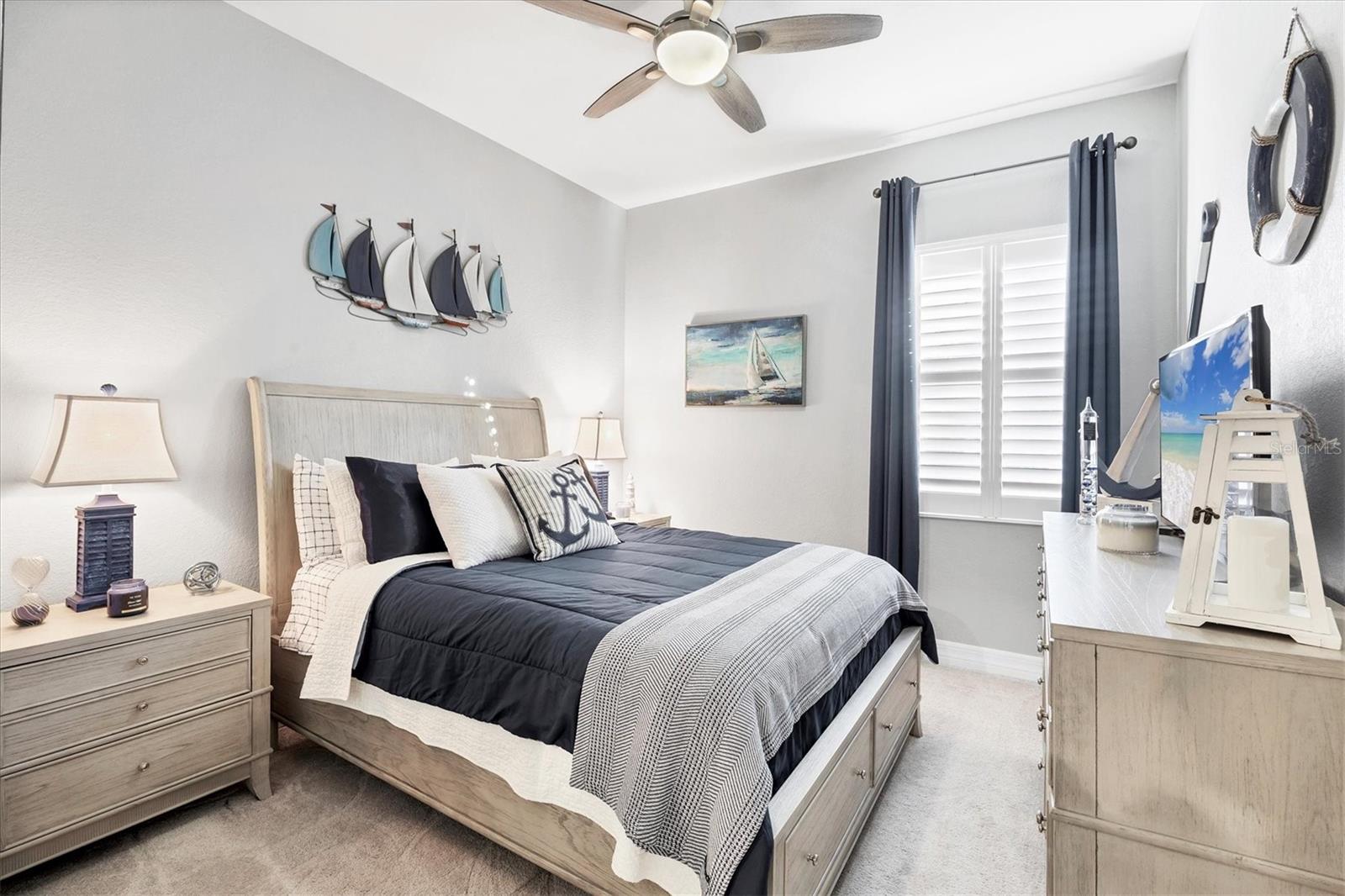 COUNTRY CLUB EAST AT LAKEWD RNCH VV2 - Residential