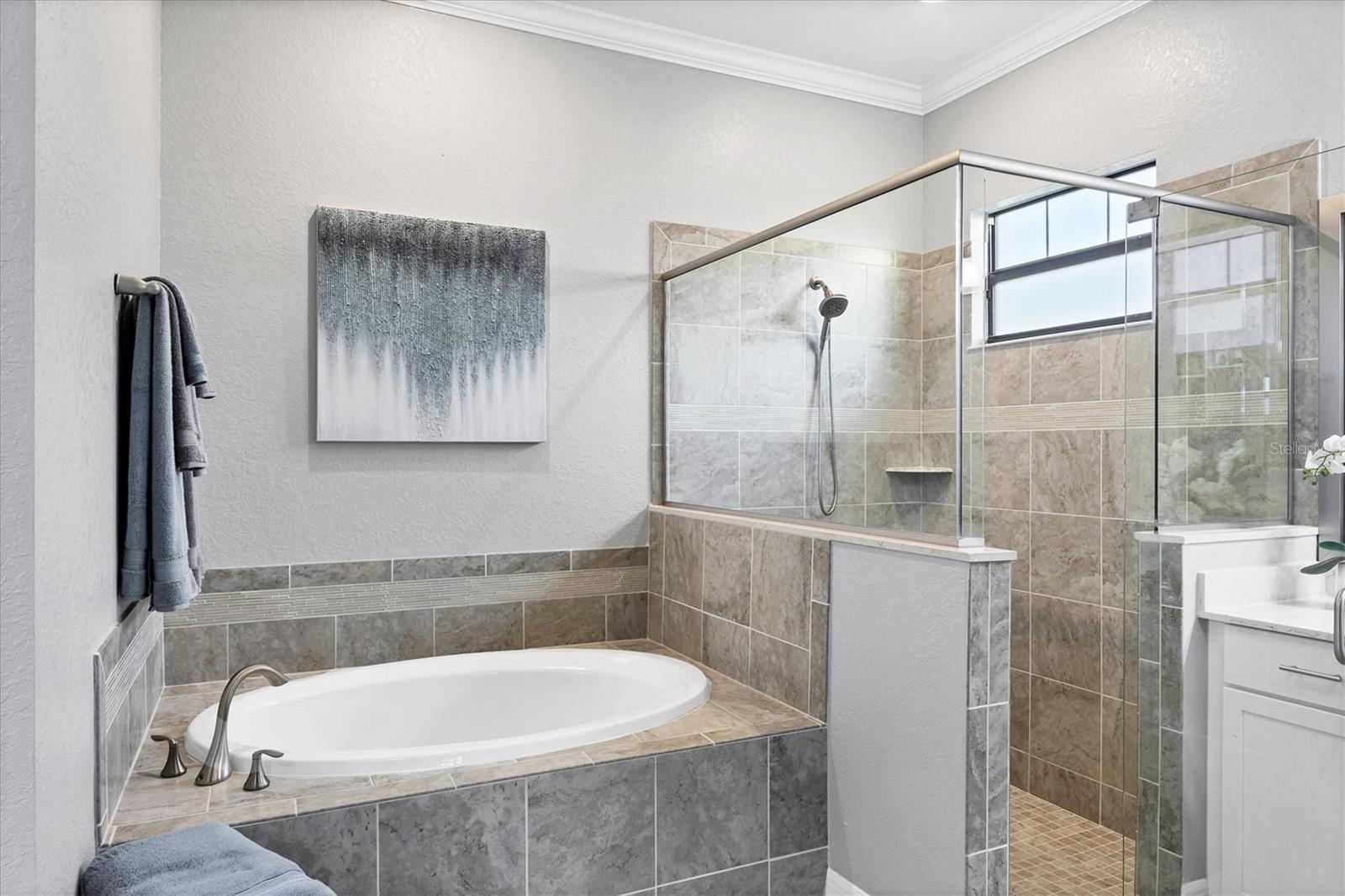 COUNTRY CLUB EAST AT LAKEWD RNCH VV2 - Residential