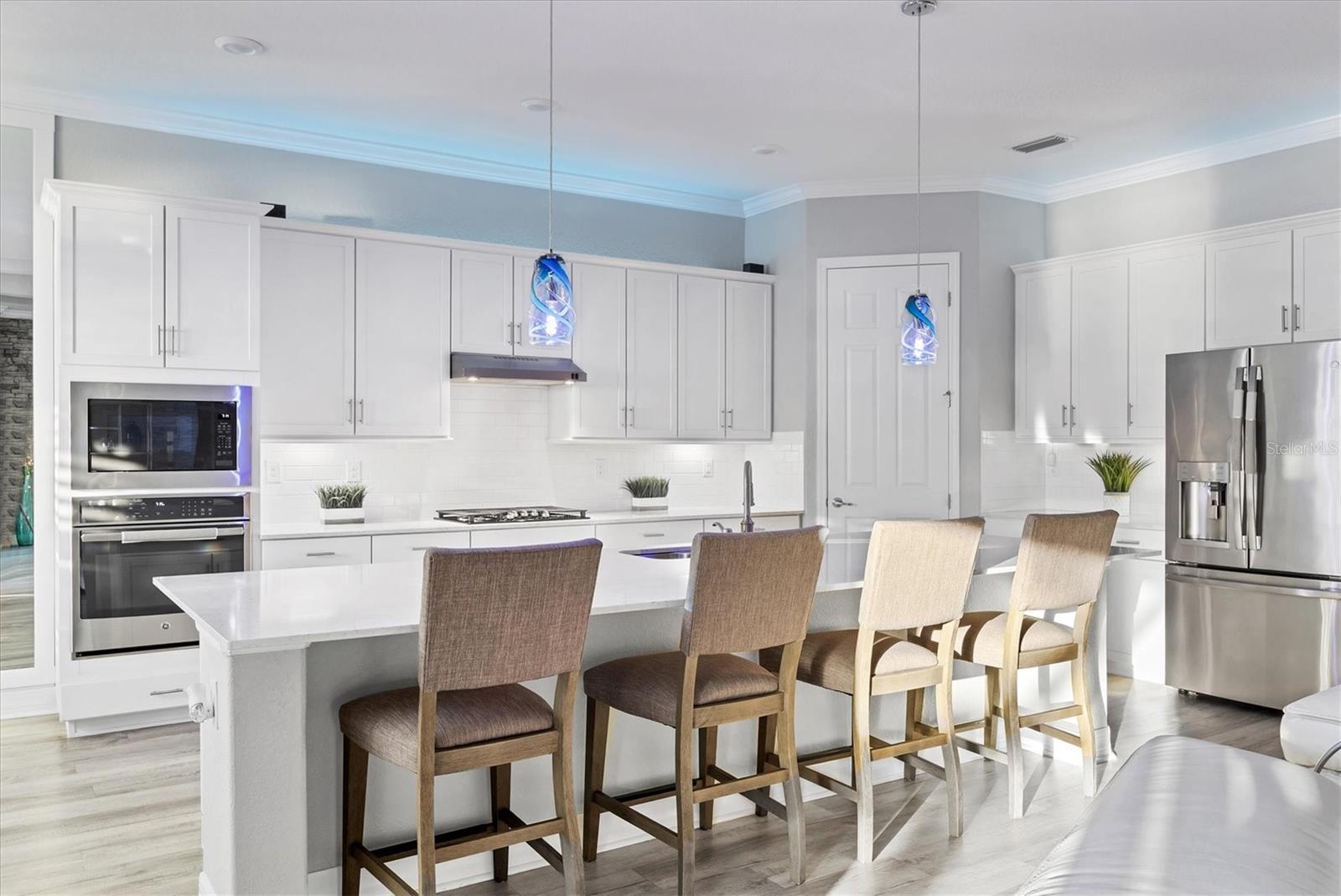 COUNTRY CLUB EAST AT LAKEWD RNCH VV2 - Residential