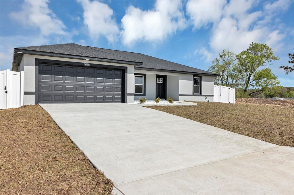 Photo of 13792 SE 42nd Avenue, Summerfield, FL 34491 (MLS # OM722960)