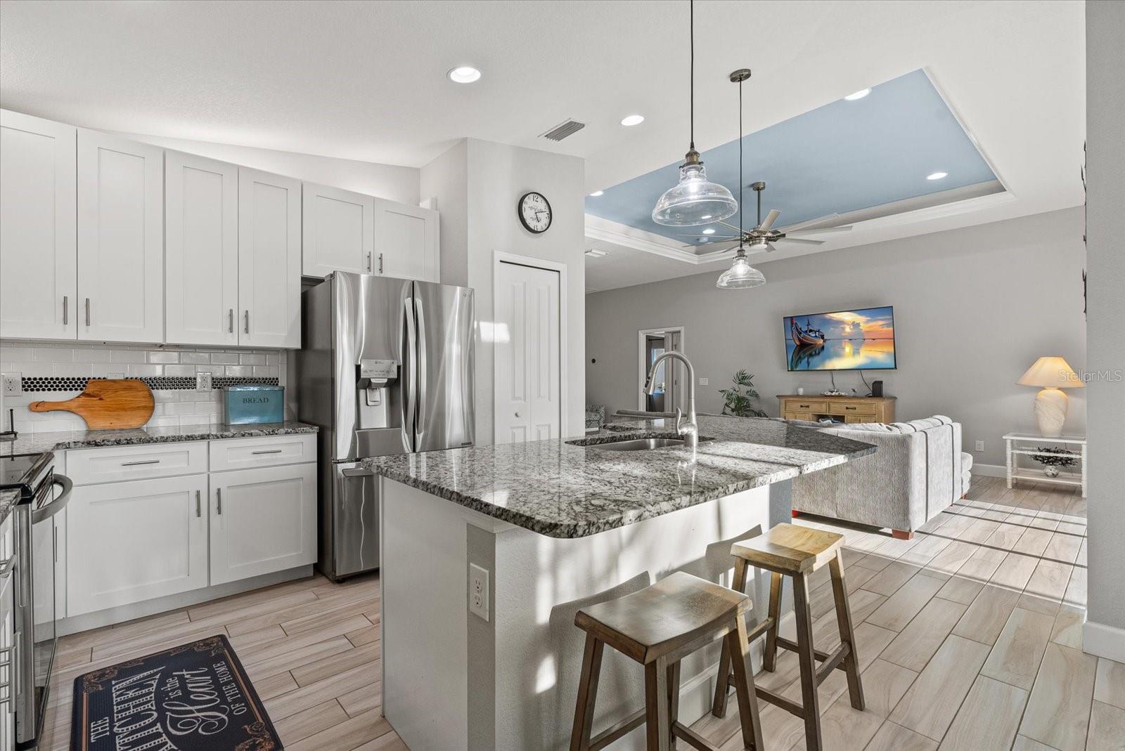 ROTONDA LAKES - Residential