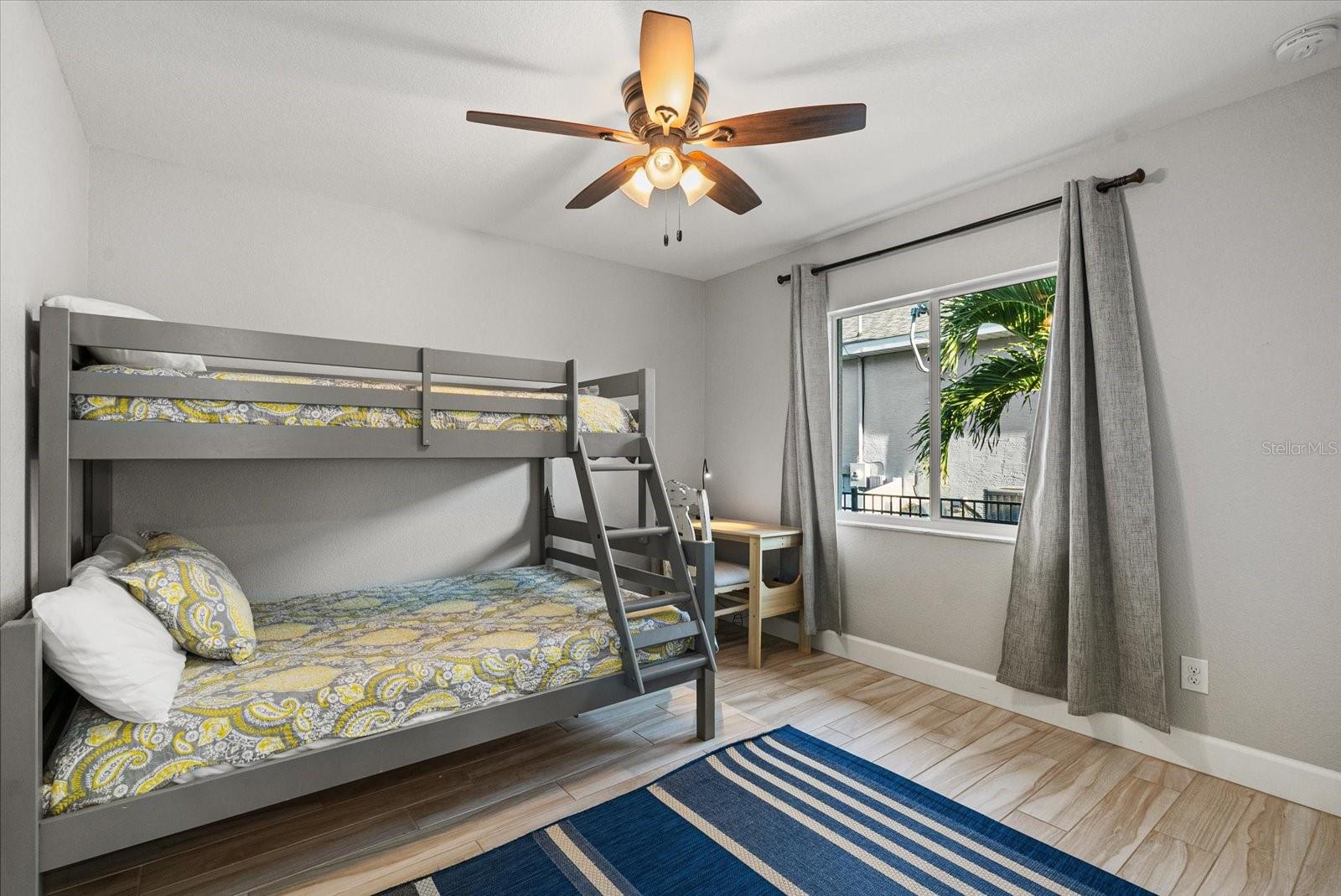 ROTONDA LAKES - Residential