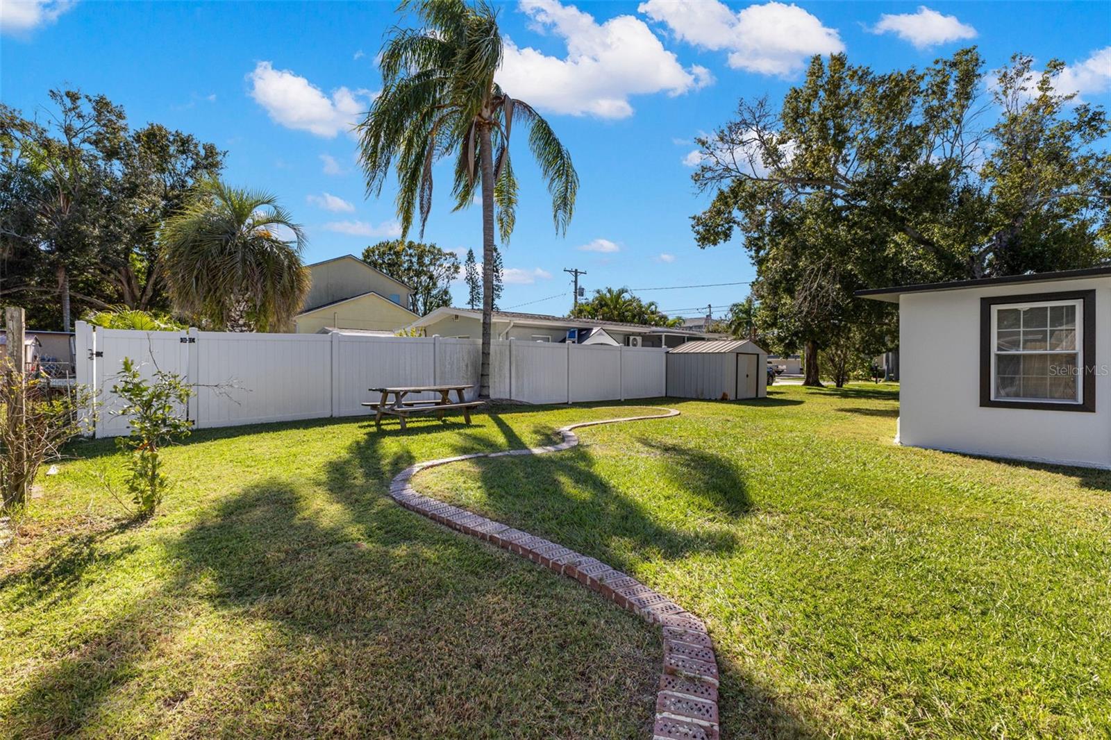 OLDSMAR COUNTRY CLUB ESTATES SEC 1 - Residential