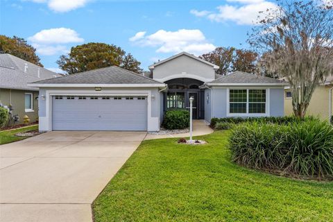 Tiny photo for 5565 Bounty Circle, Tavares, FL 32778 (MLS # G5105882)