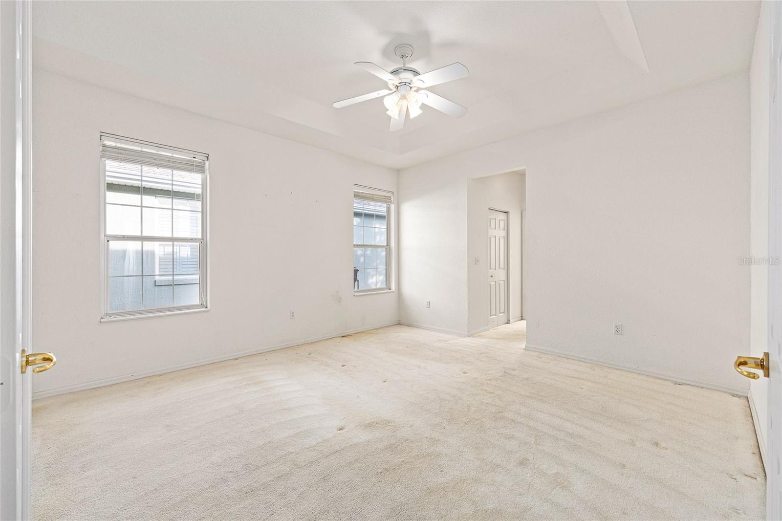 OAK RUN LAUREL OAKS - Residential