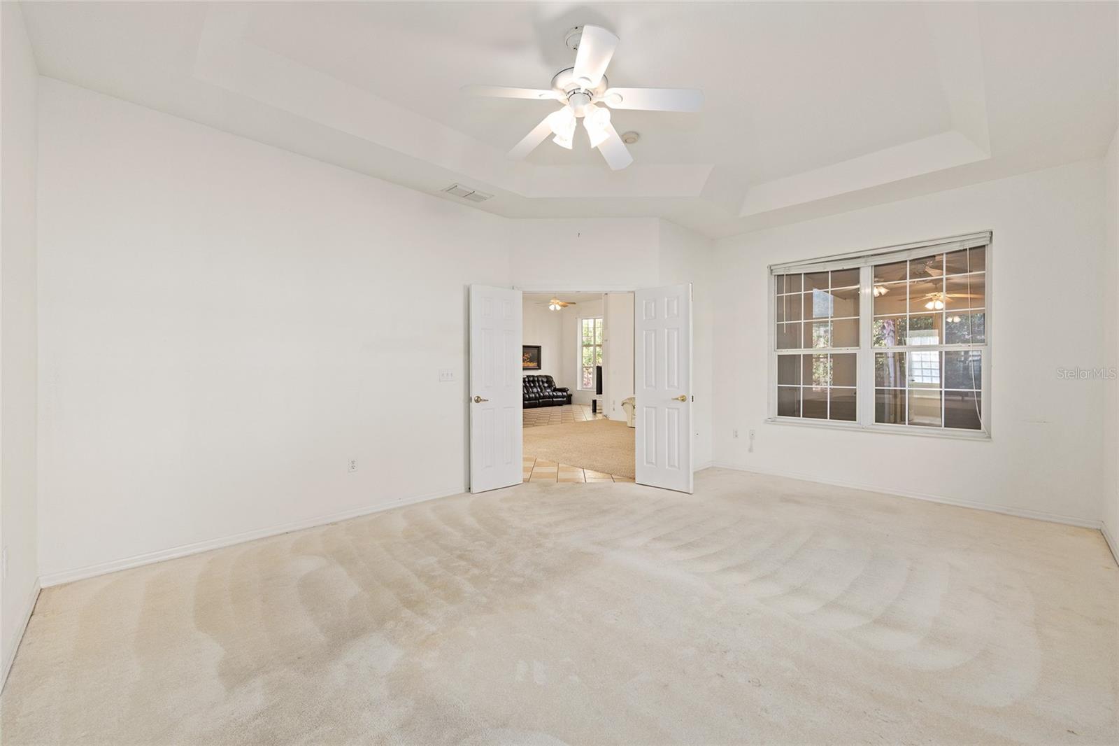 OAK RUN LAUREL OAKS - Residential