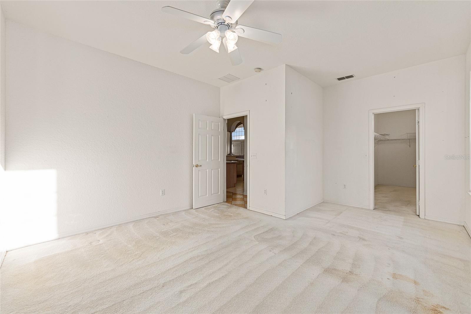 OAK RUN LAUREL OAKS - Residential