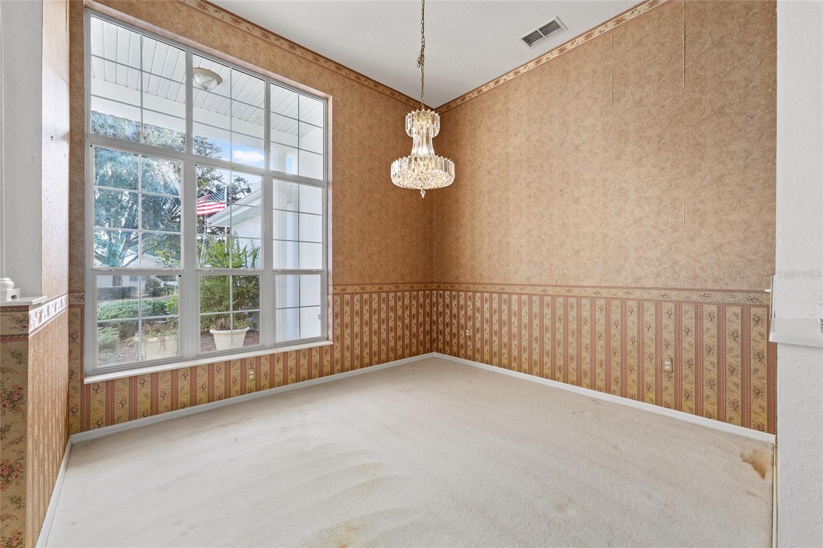 OAK RUN LAUREL OAKS - Residential