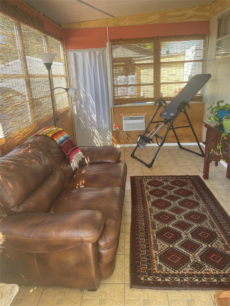 TWIN GABLES M/H PARK UNREC - Residential