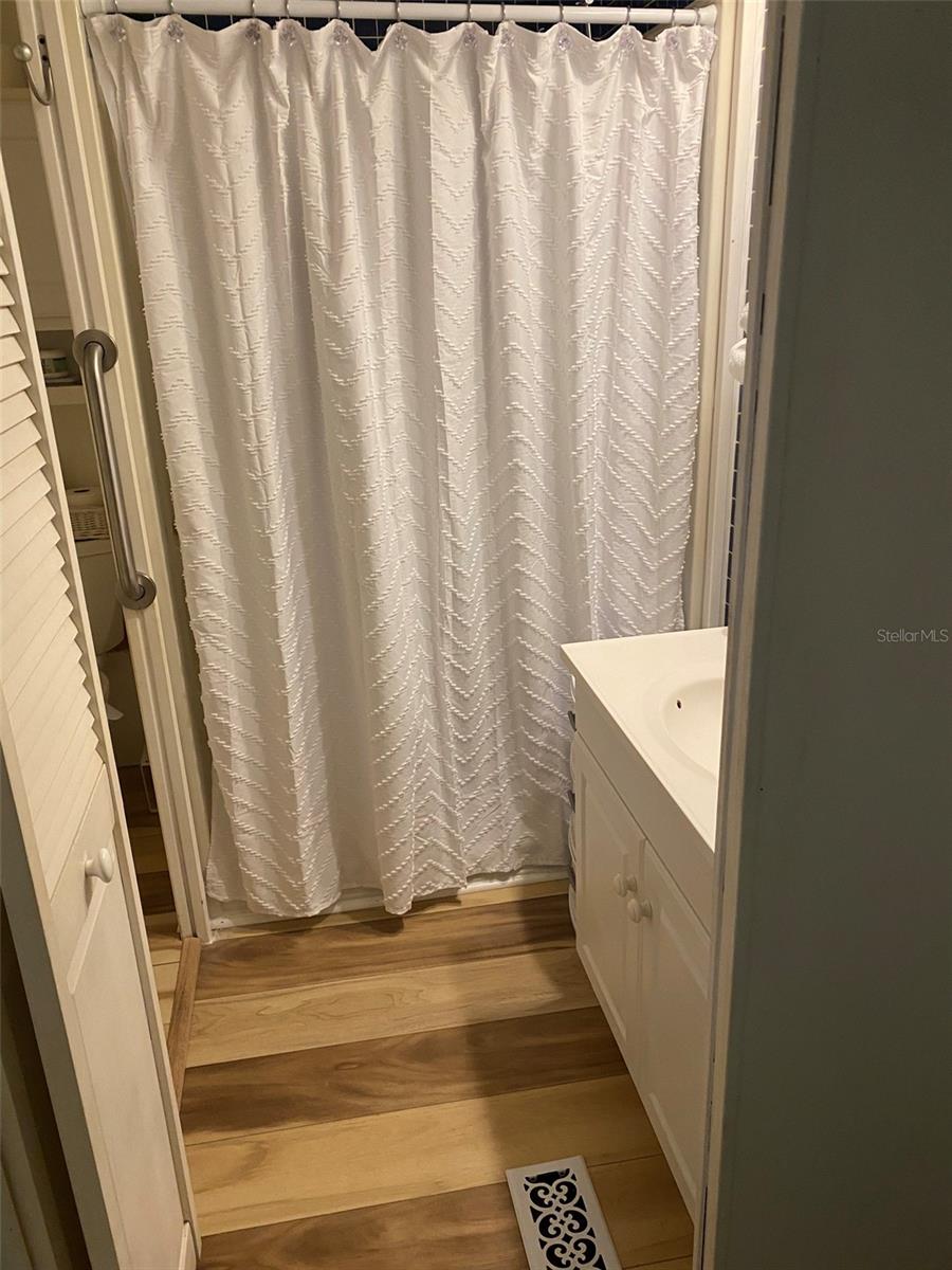 TWIN GABLES M/H PARK UNREC - Residential