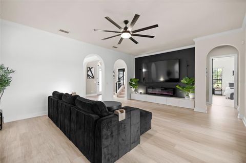 Tiny photo for 523 W Blue Water Edge Drive, Eustis, FL 32736 (MLS # O6410737)