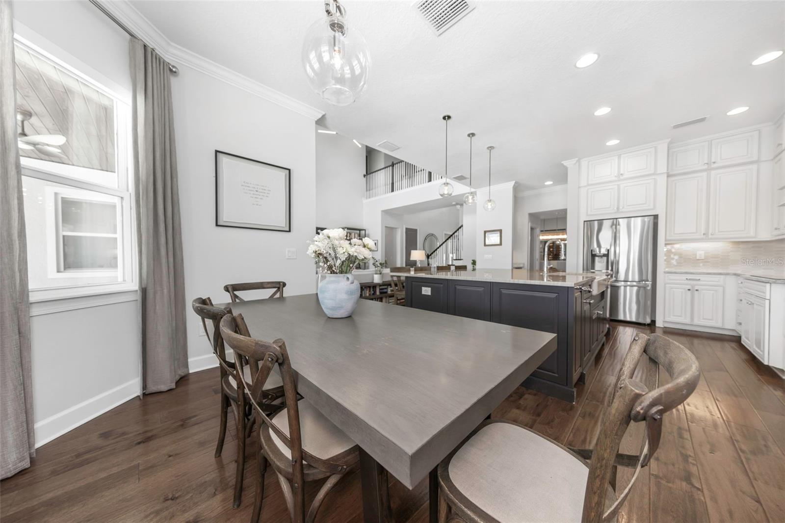 COVE/ROCKY POINT - Residential