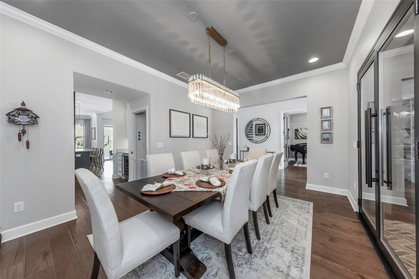 COVE/ROCKY POINT - Residential