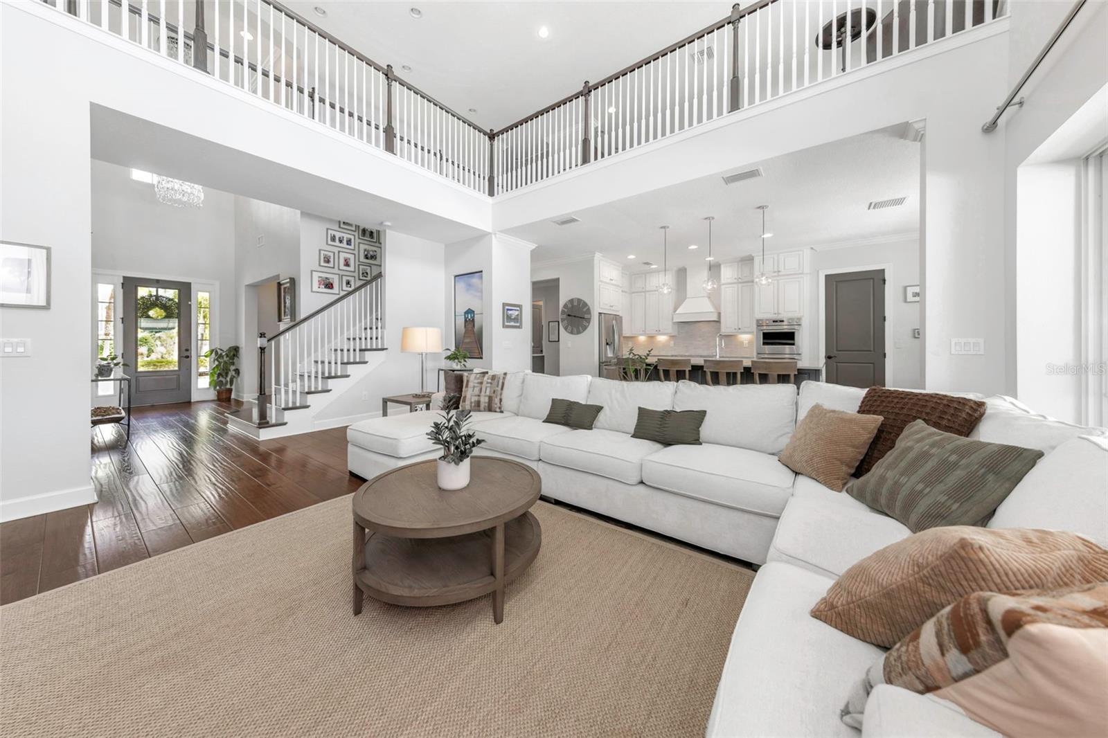 COVE/ROCKY POINT - Residential