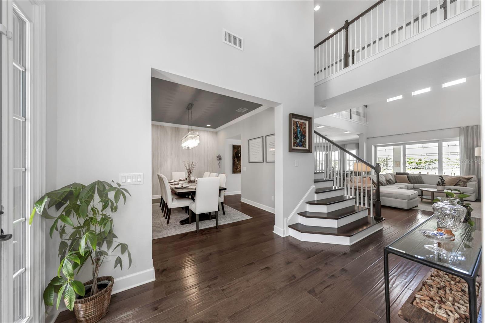 COVE/ROCKY POINT - Residential