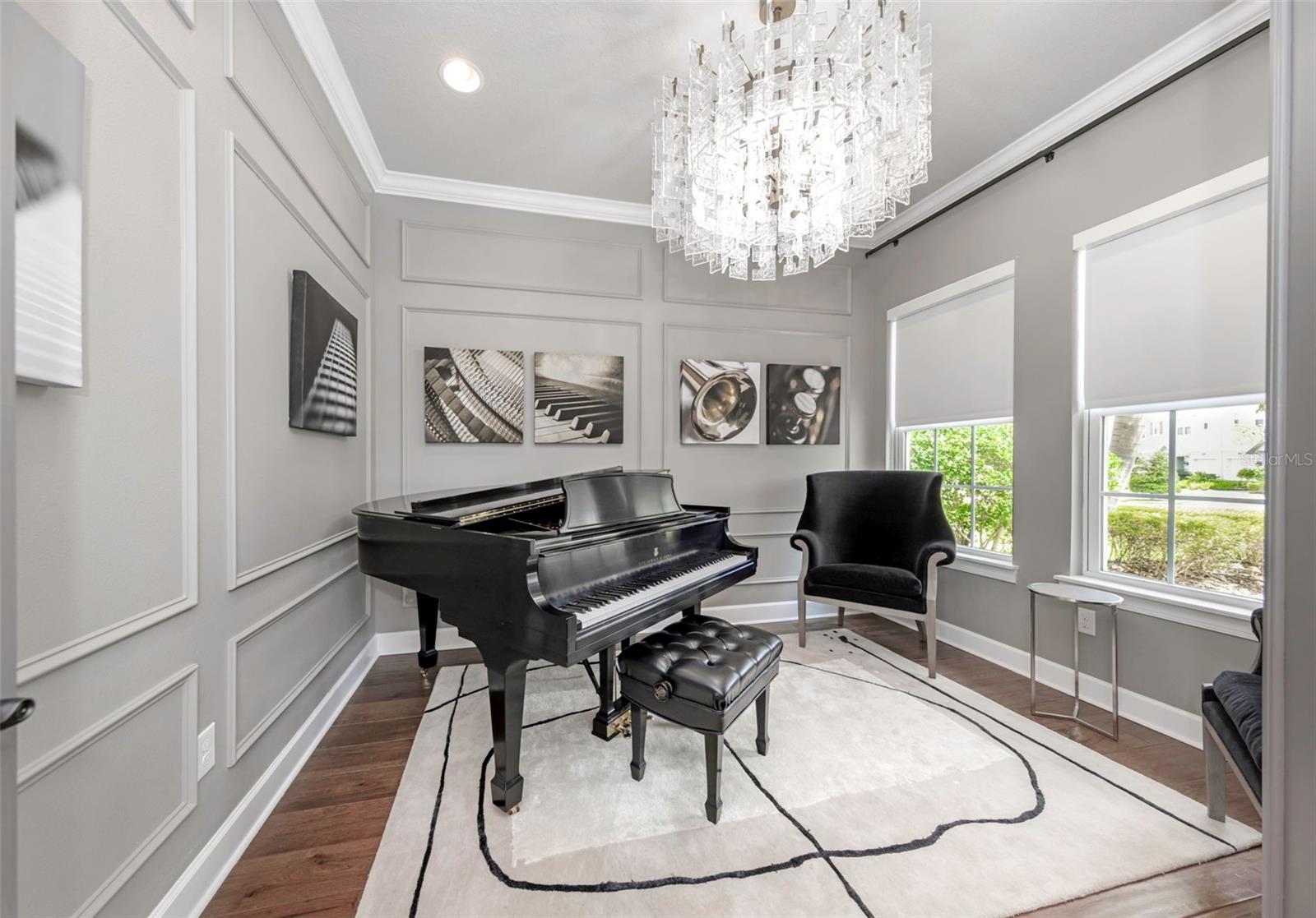 COVE/ROCKY POINT - Residential