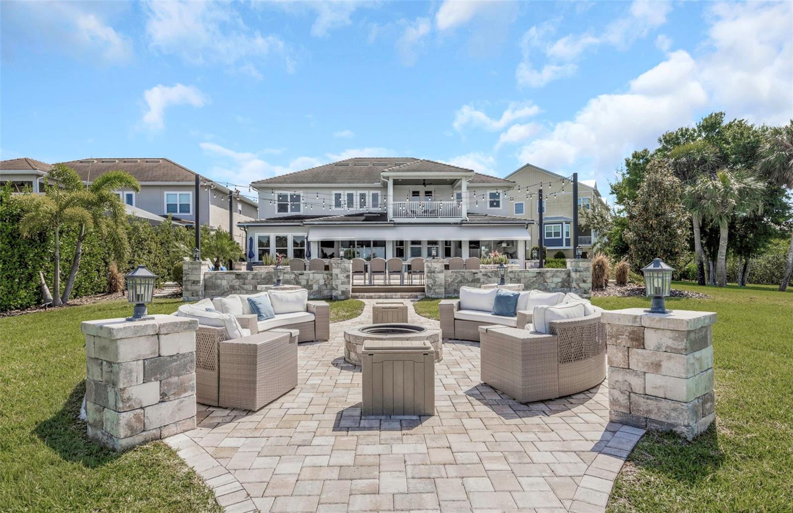 COVE/ROCKY POINT - Residential