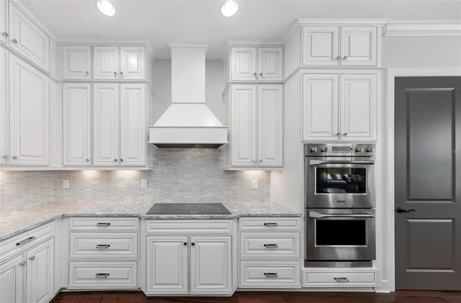 COVE/ROCKY POINT - Residential