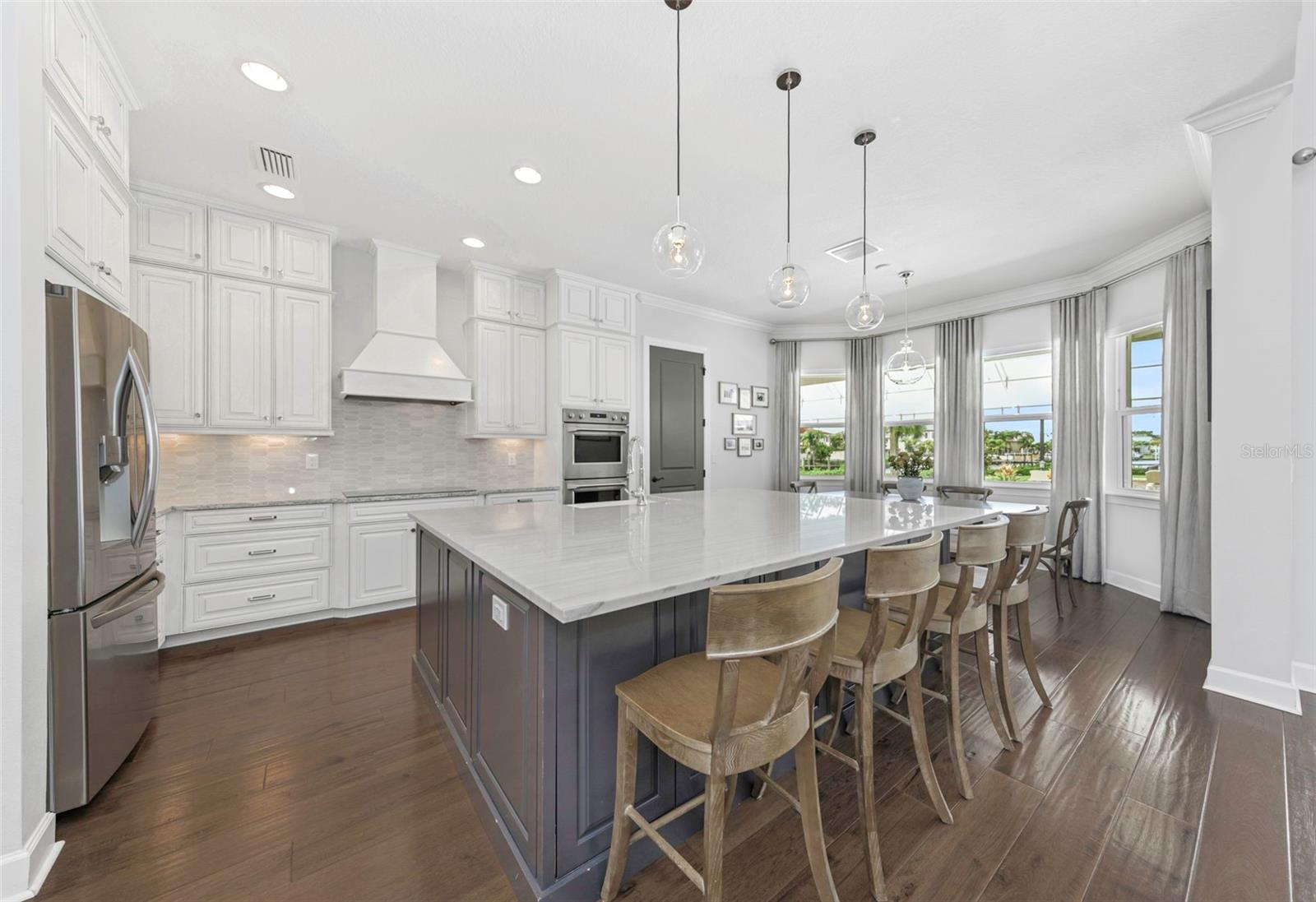 COVE/ROCKY POINT - Residential