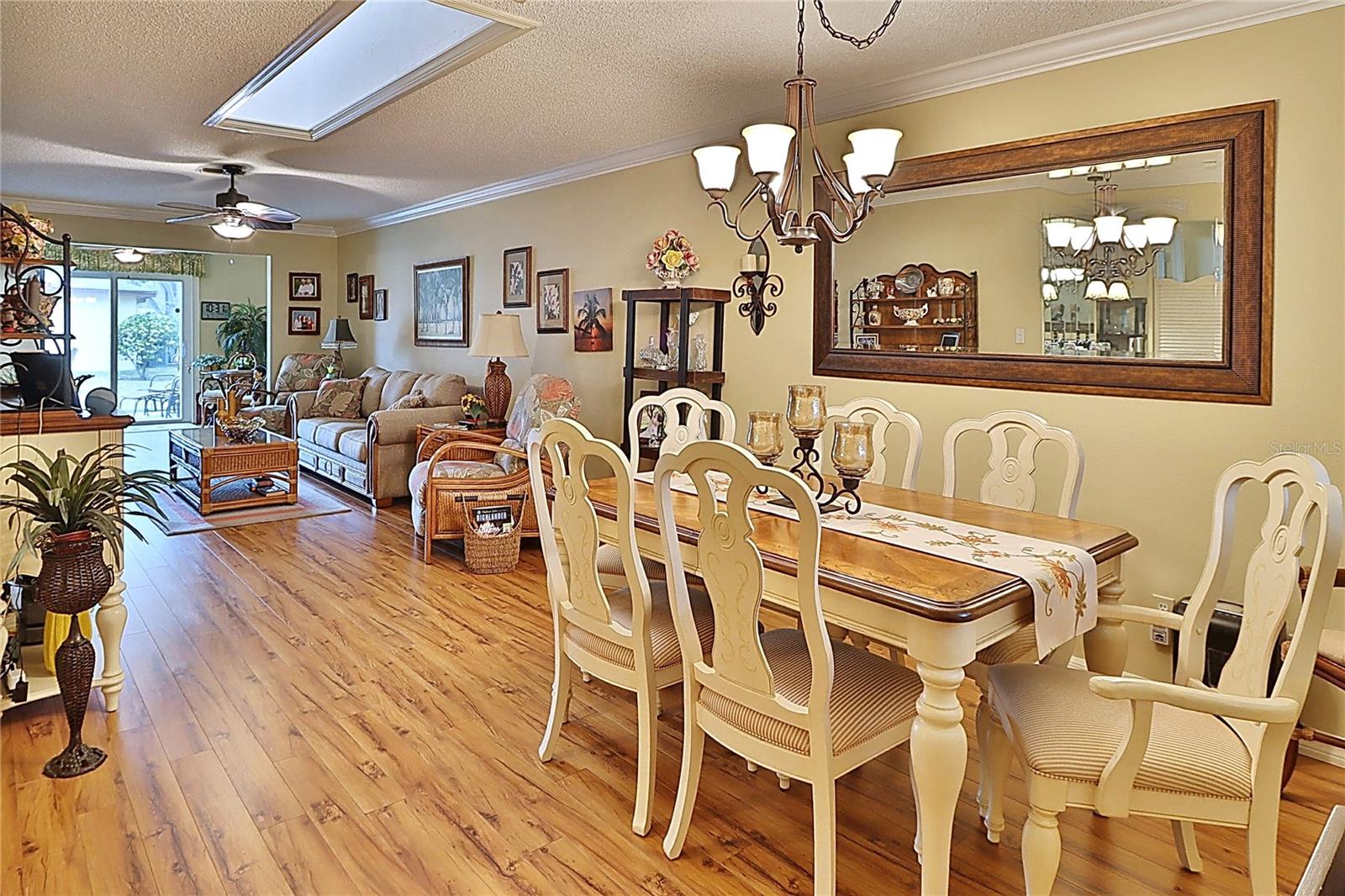 HIGHLAND LAKES VILLAS ON THE GREEN - Residential