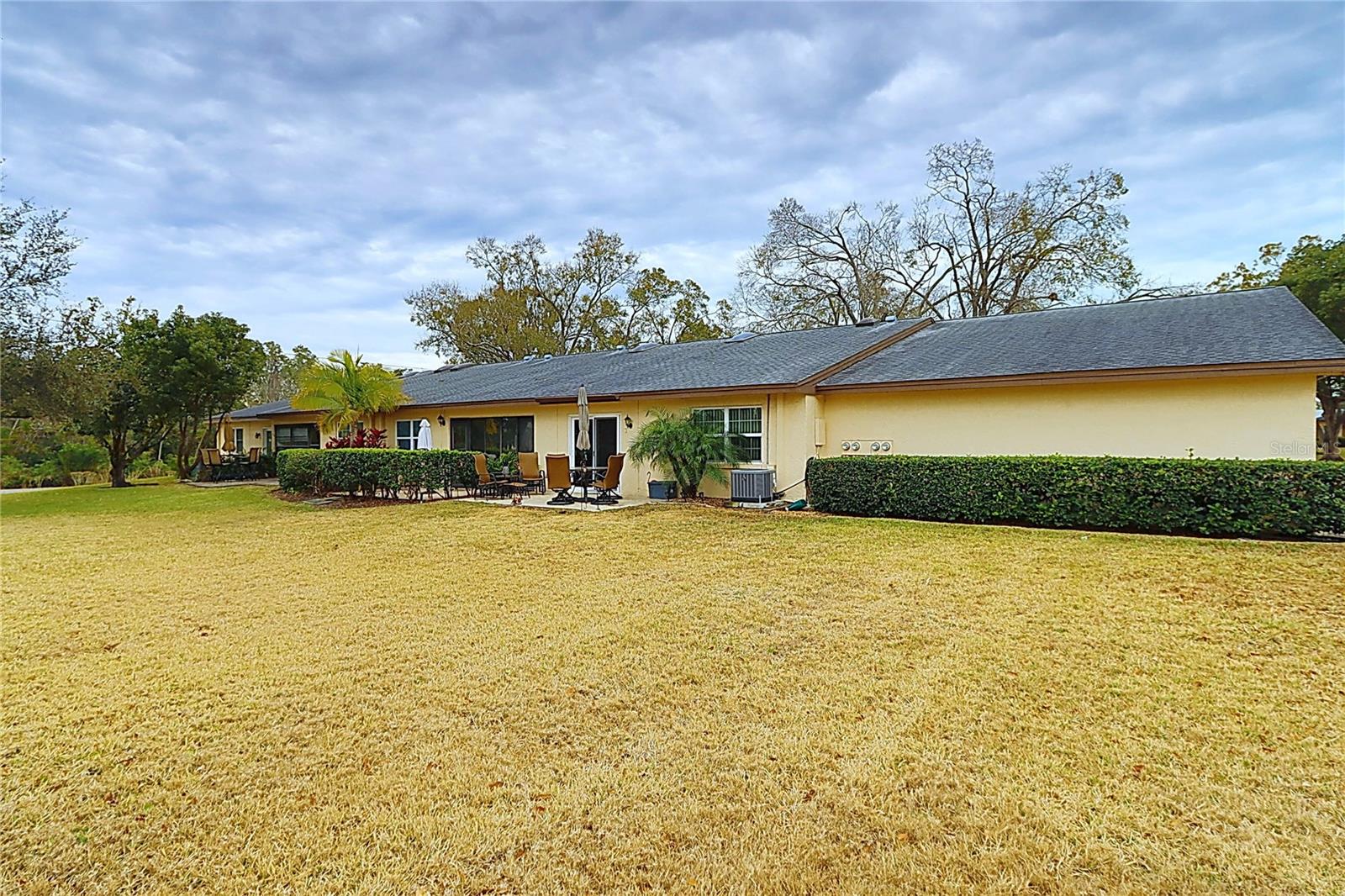 HIGHLAND LAKES VILLAS ON THE GREEN - Residential