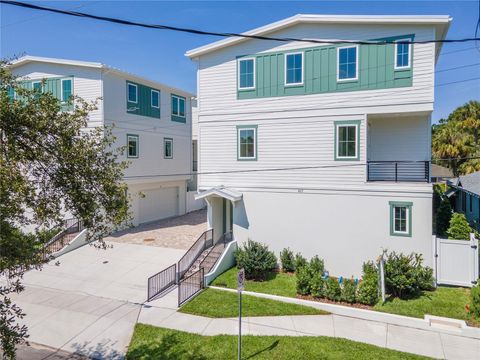 Photo of 407 S Albany Avenue #4, Tampa, FL 33606 (MLS # TB8316490)