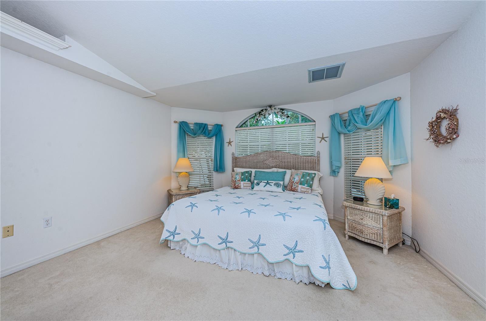 ELLINGTON ESTATES - Residential