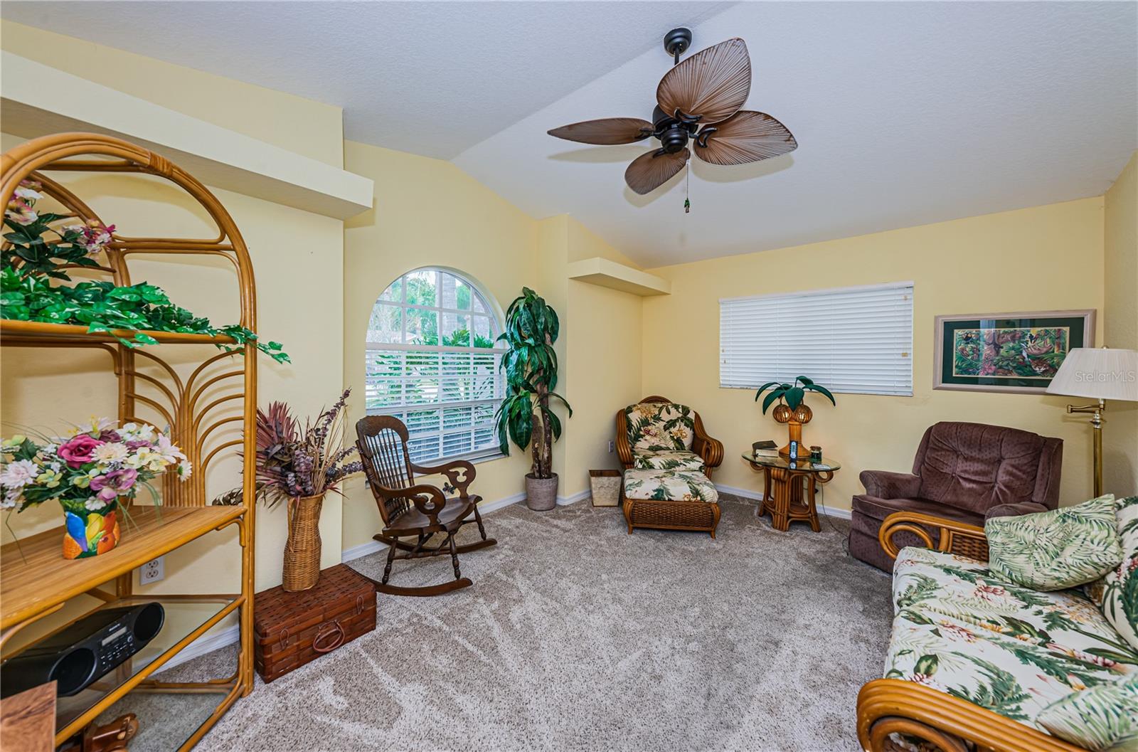 ELLINGTON ESTATES - Residential