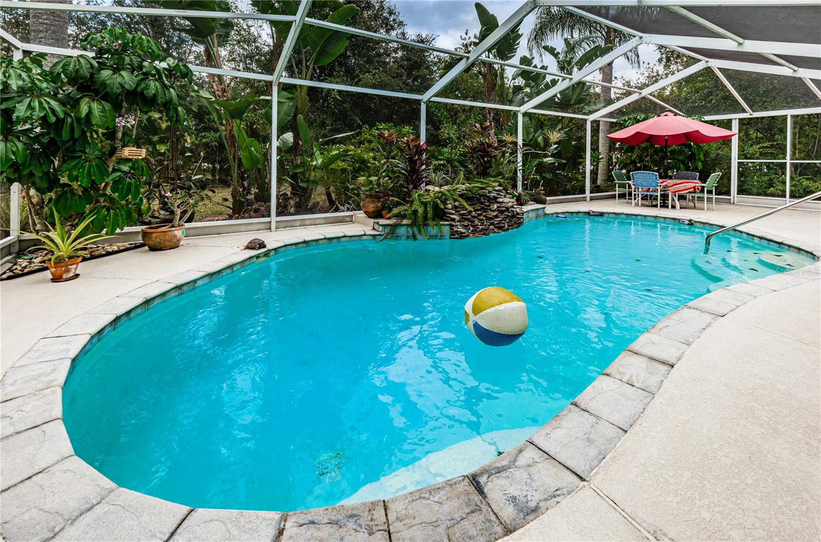 ELLINGTON ESTATES - Residential