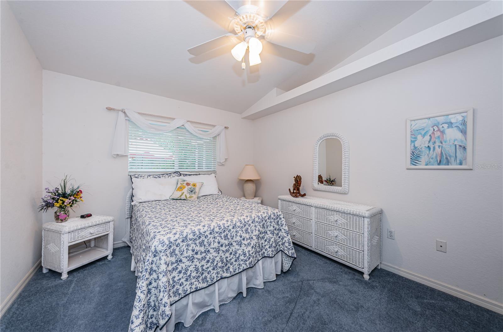 ELLINGTON ESTATES - Residential