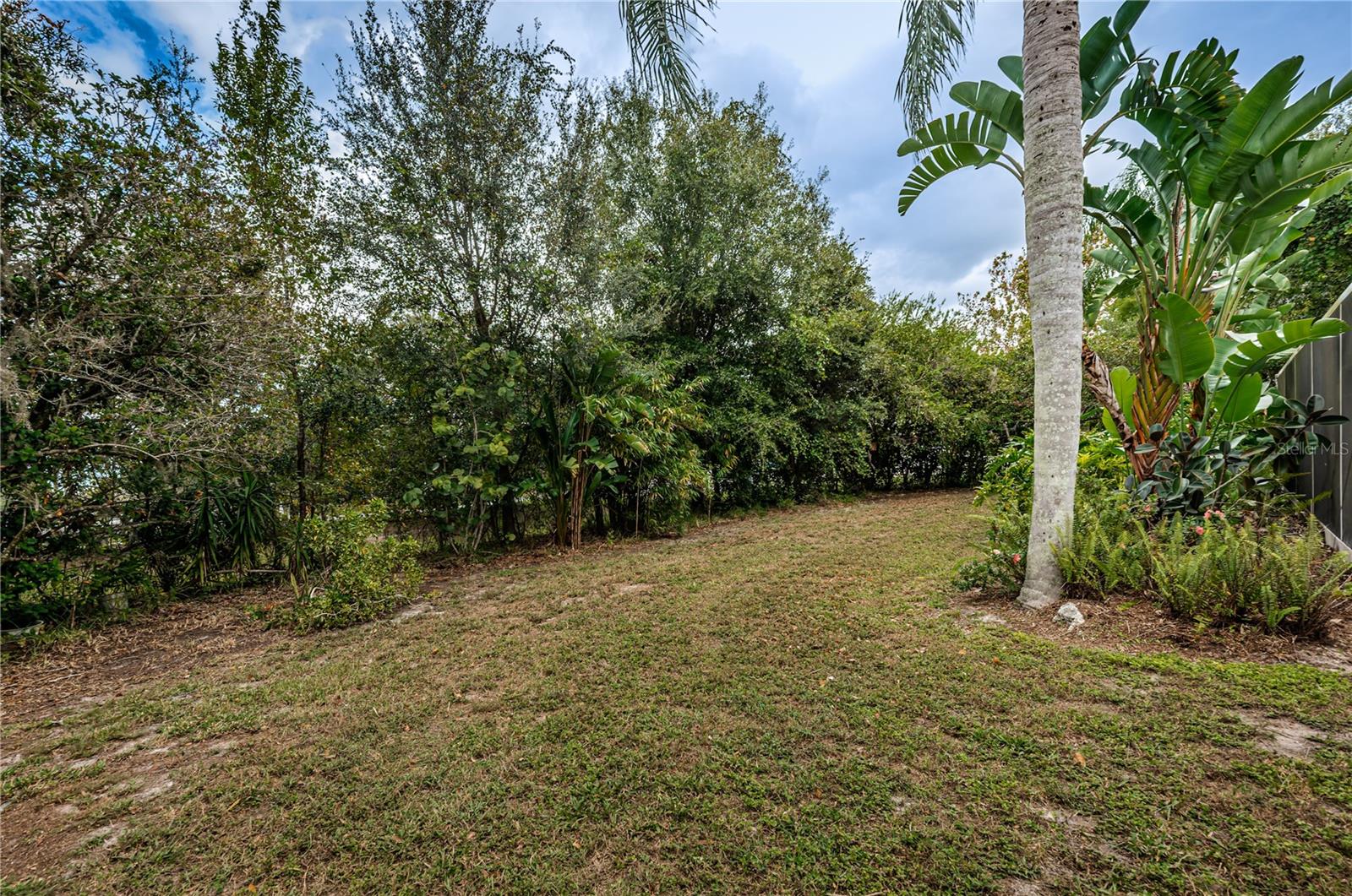 ELLINGTON ESTATES - Residential