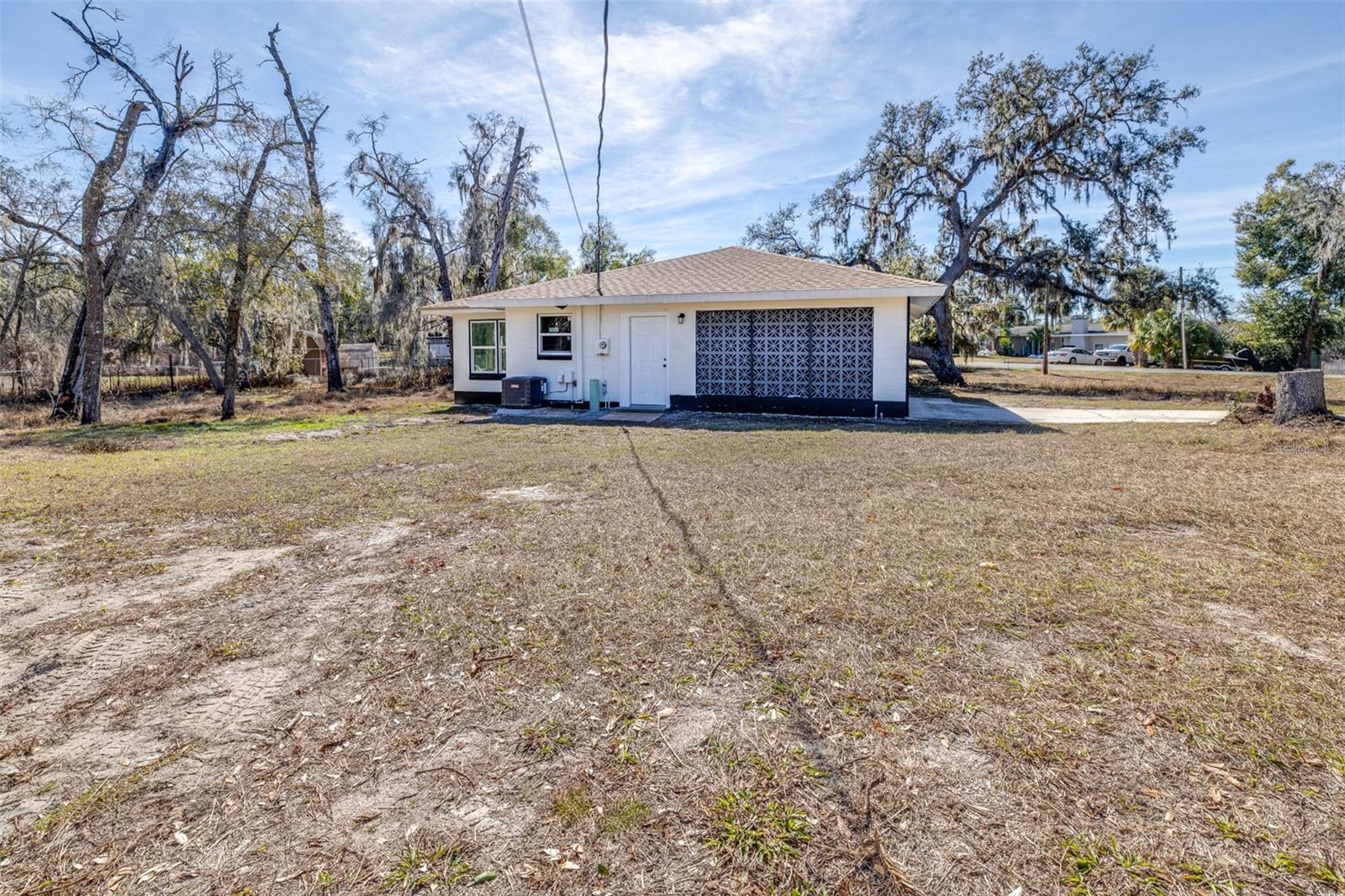 LAKEWOOD - Residential