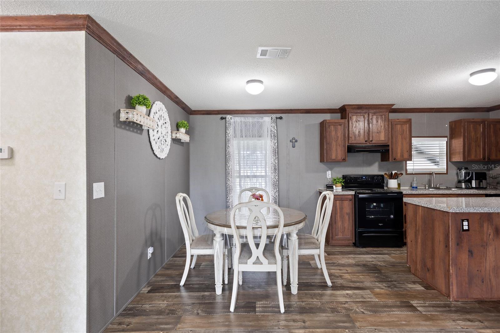 MEADOW RIDGE ESTATES - Residential