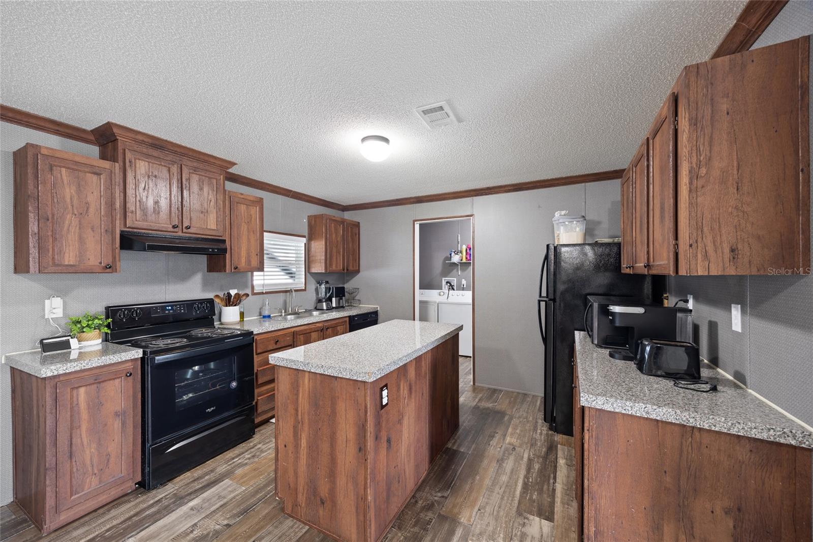 MEADOW RIDGE ESTATES - Residential