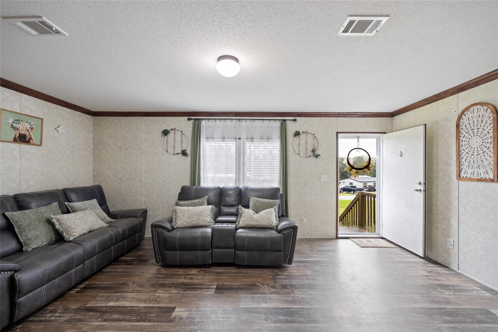 MEADOW RIDGE ESTATES - Residential