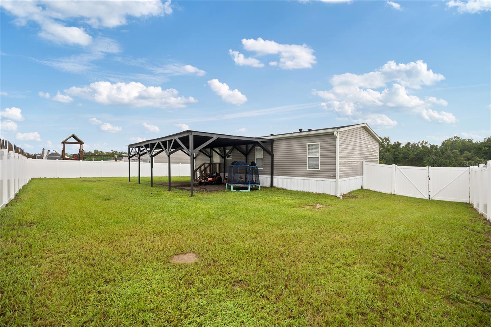 MEADOW RIDGE ESTATES - Residential