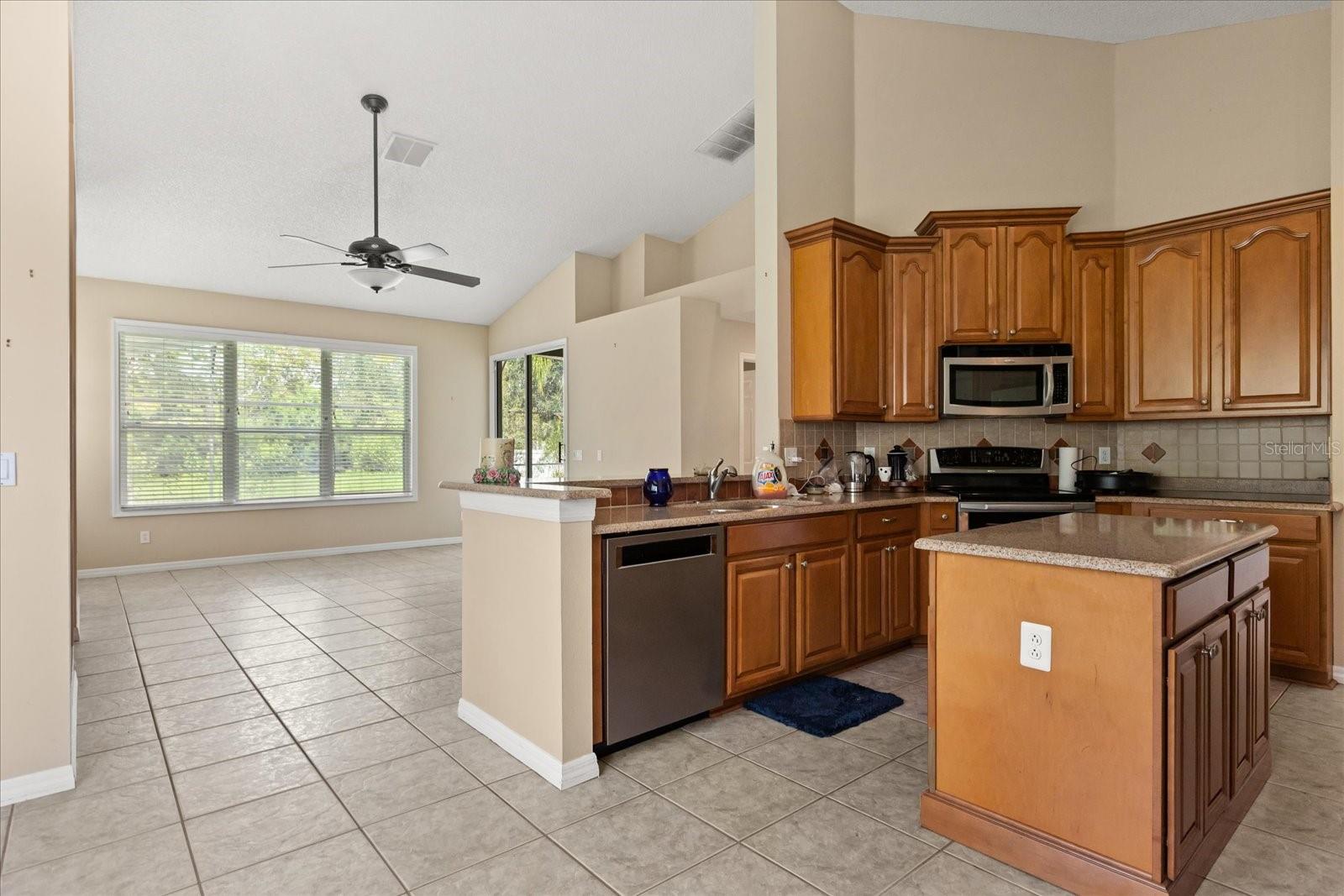 WATERFORD LAKES TR N31A - Residential Lease
